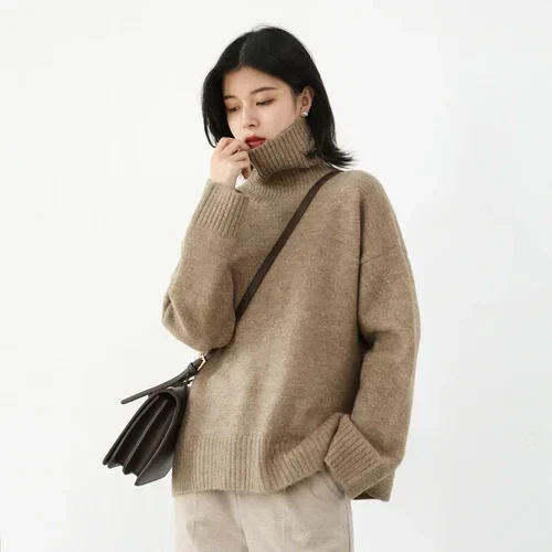 Image of Loose Turtleneck Pullover Sweaters