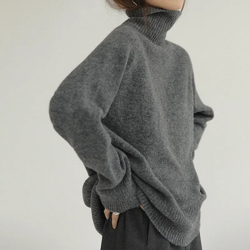 Image of 100% Wool Loose Turtleneck Sweater