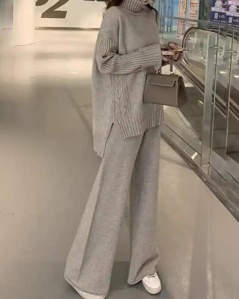 Image of Oversized Turtleneck Sweater And Wide-Leg Trousers Set