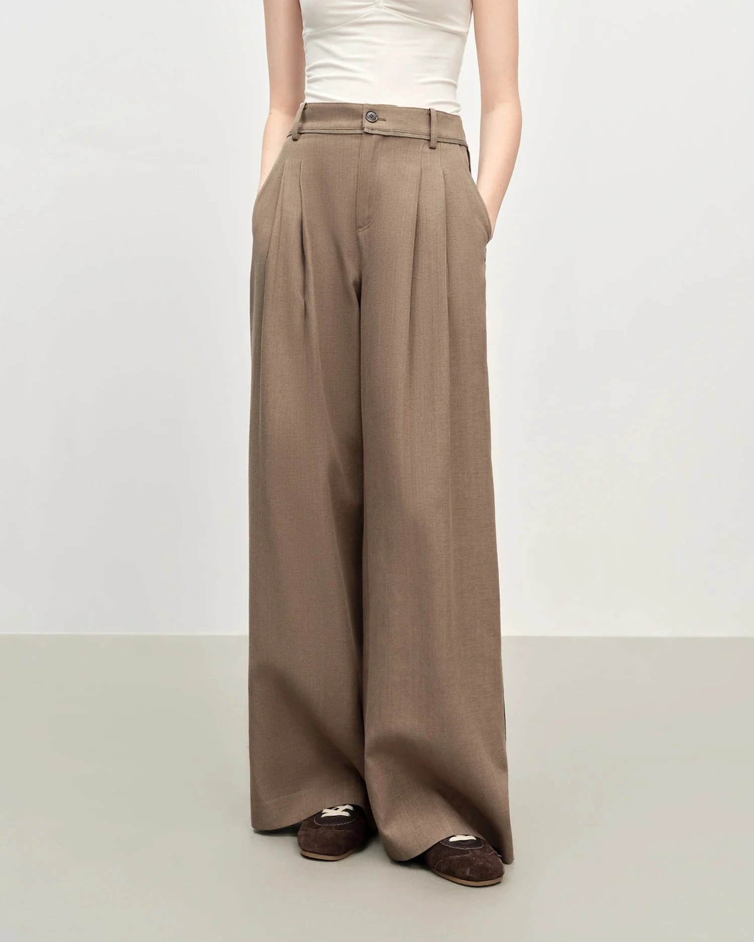 Image of Retro Loose-Fitting Pleated Wide-Leg Casual Pants