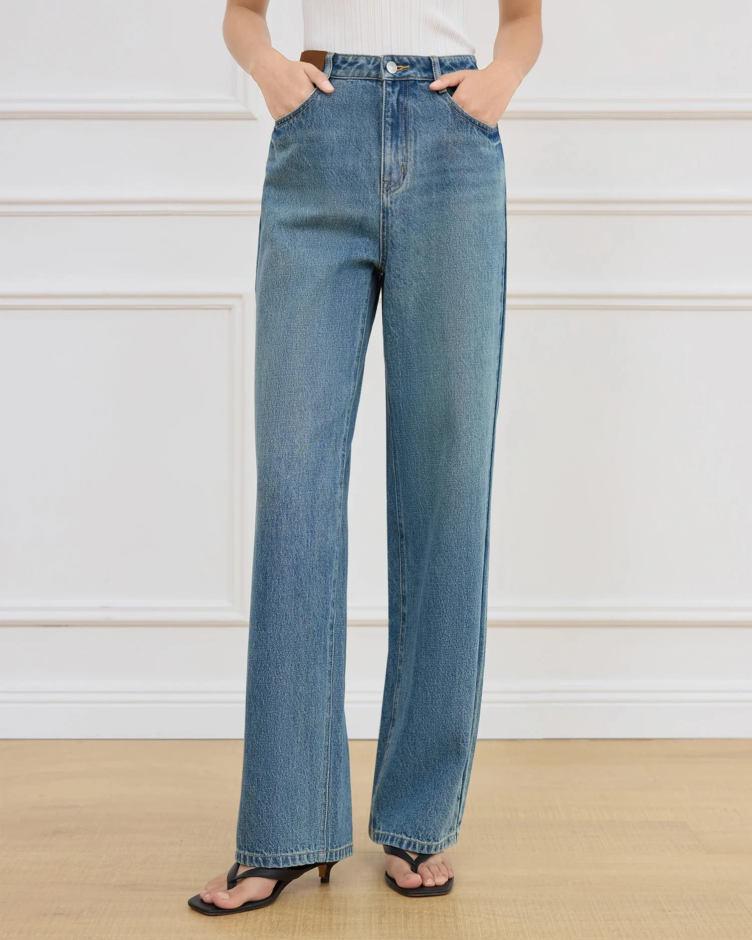Image of Casual And Stylish High-Waisted Straight-Leg Jeans