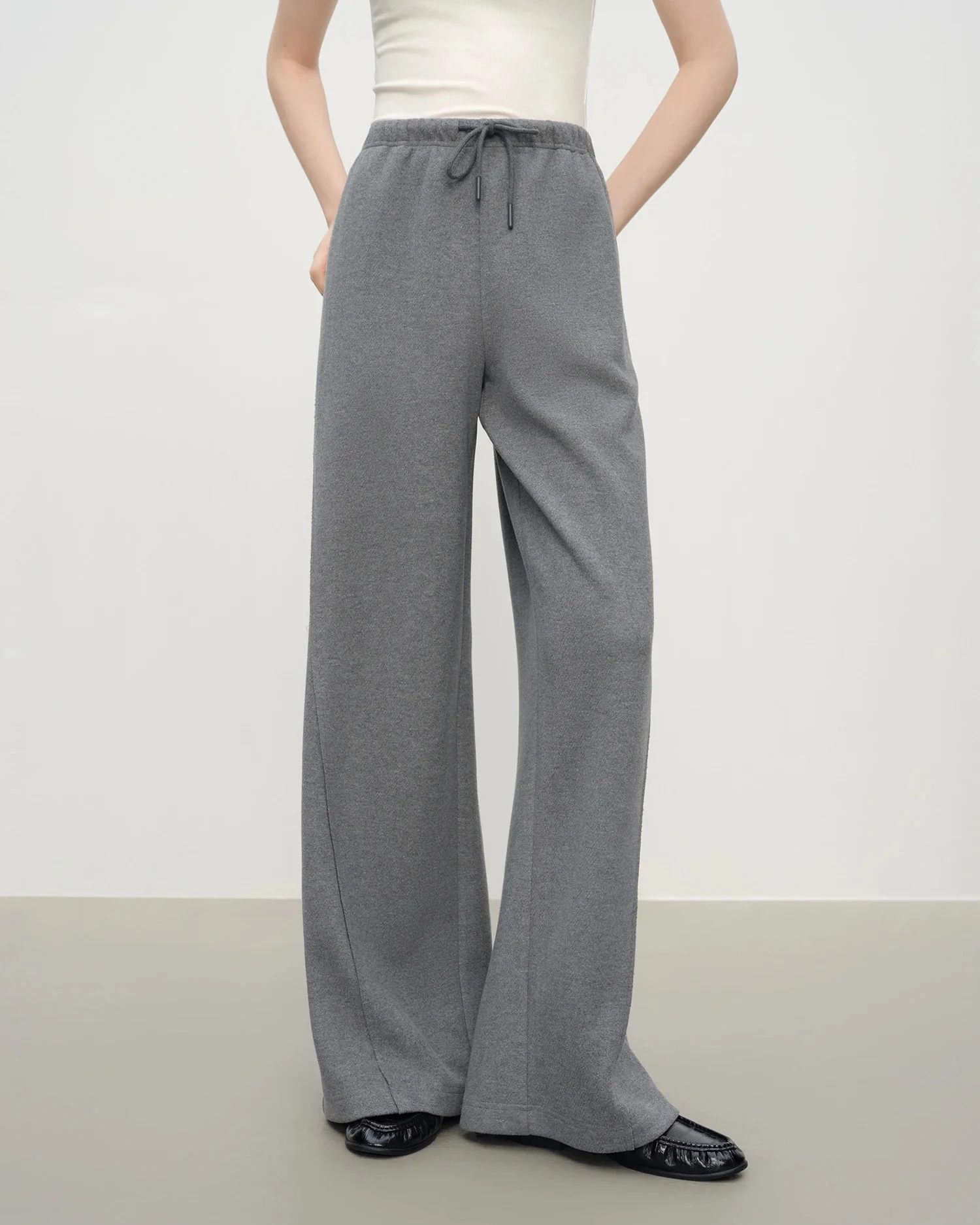 Image of Loose-Fitting Straight-Leg Versatile Knit Casual Pants