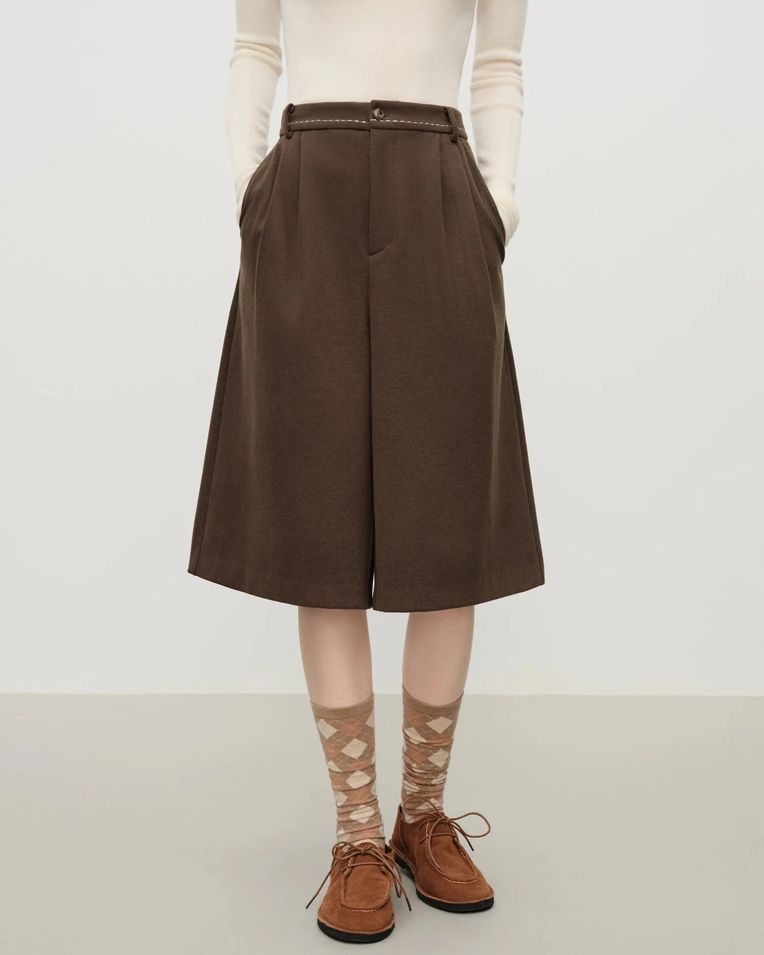 Image of Retro Straight-Leg Loose High-Waisted Shorts