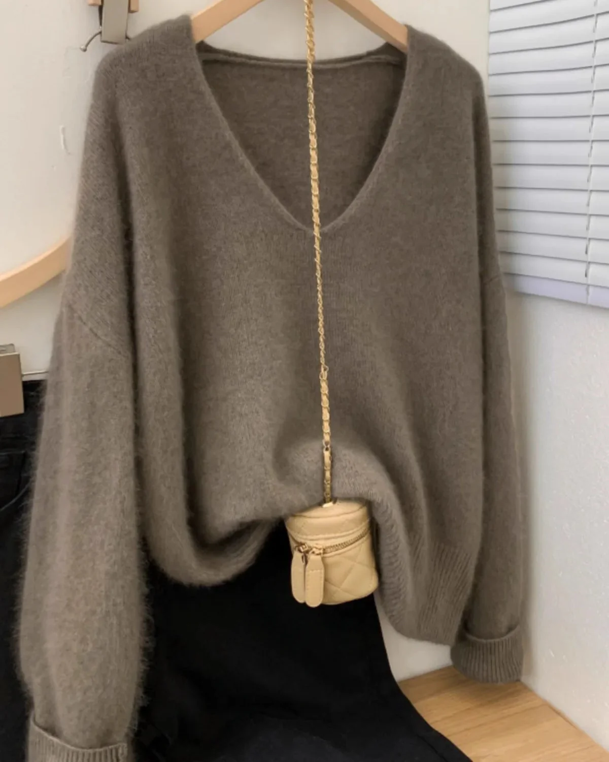 Image of Batik Cashmere V-Neck Loose Sweater