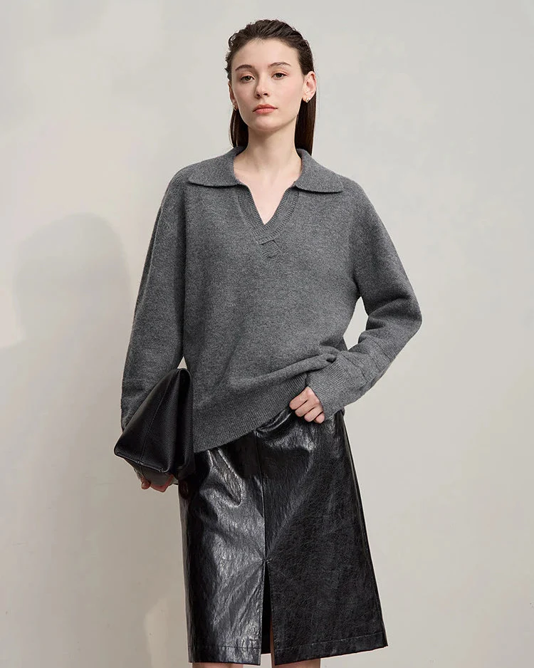 Image of Solid Color Loose V-Neck Long-Sleeved Sweater