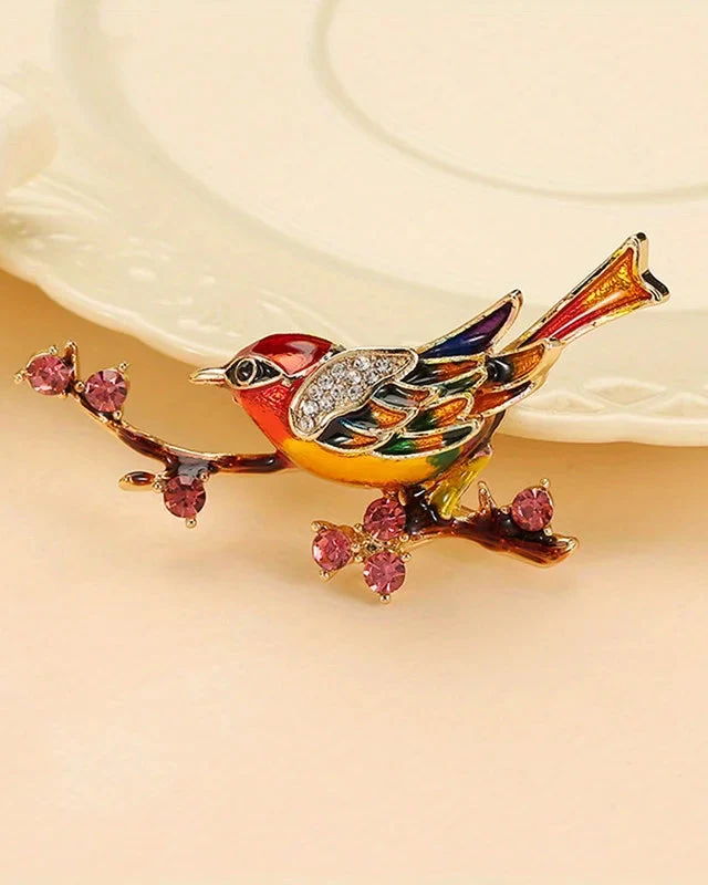 Image of Lifelike Magpie Enamel & Rhinestone Brooch