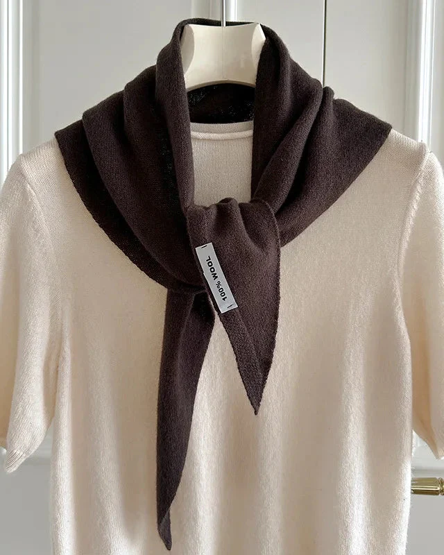 Image of Women's Warm Wool Triangular Scarf