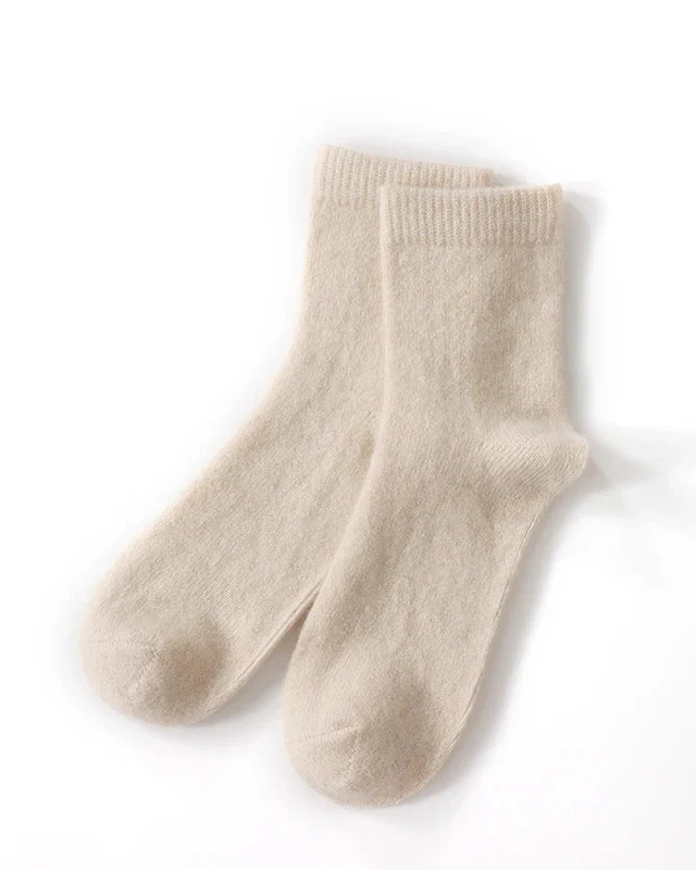 Image of Thick Knit Cashmere Mid-Calf Socks