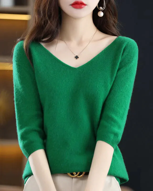 Image of Merino Wool V-Neck Short Sleeve Pullover