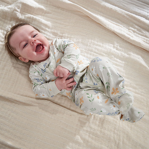Baby Girl in Sleep 'N Plays 