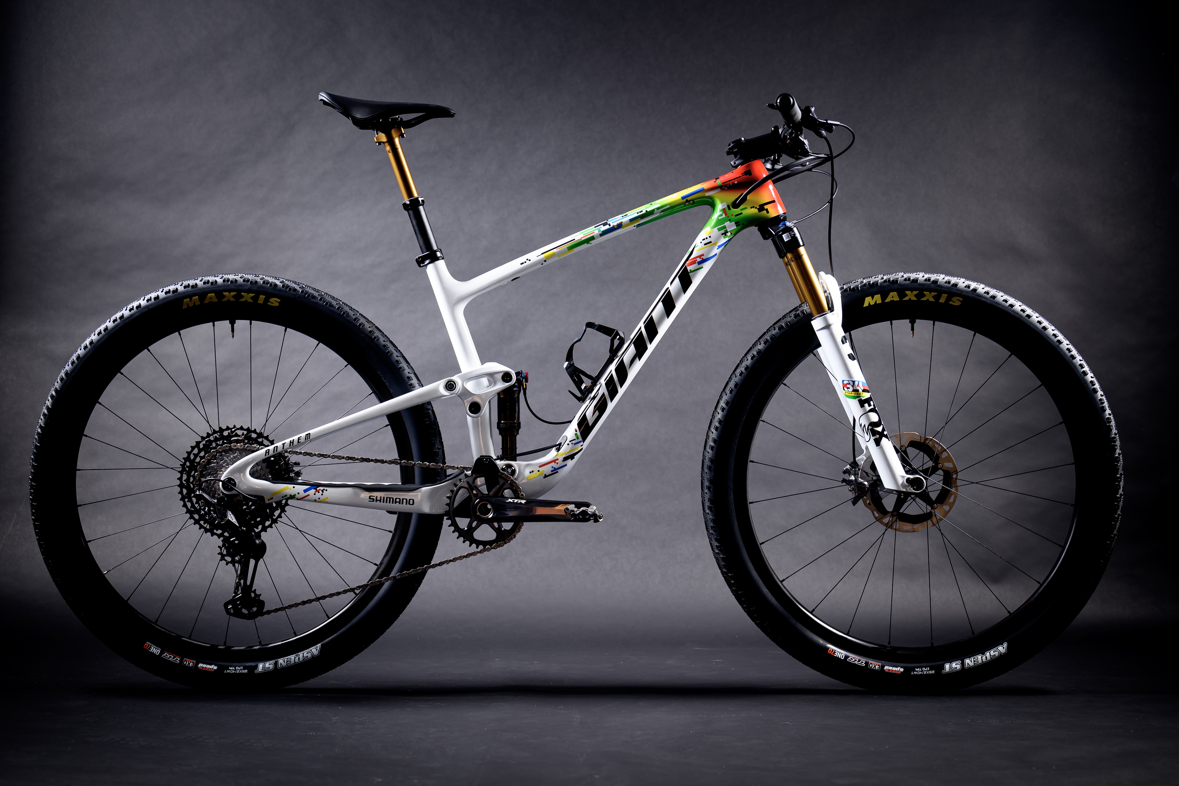 Anthem bike graphic