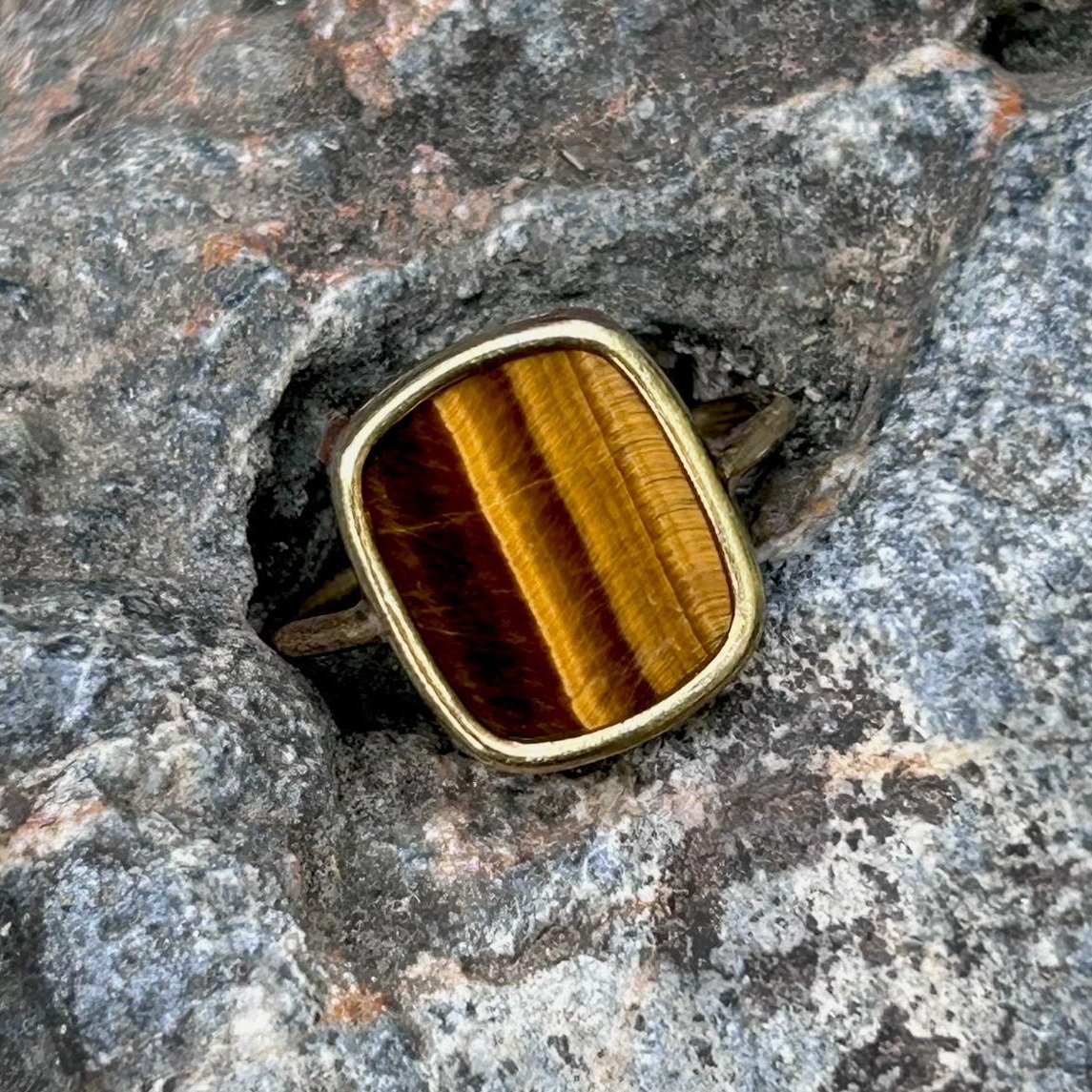 Antique ring