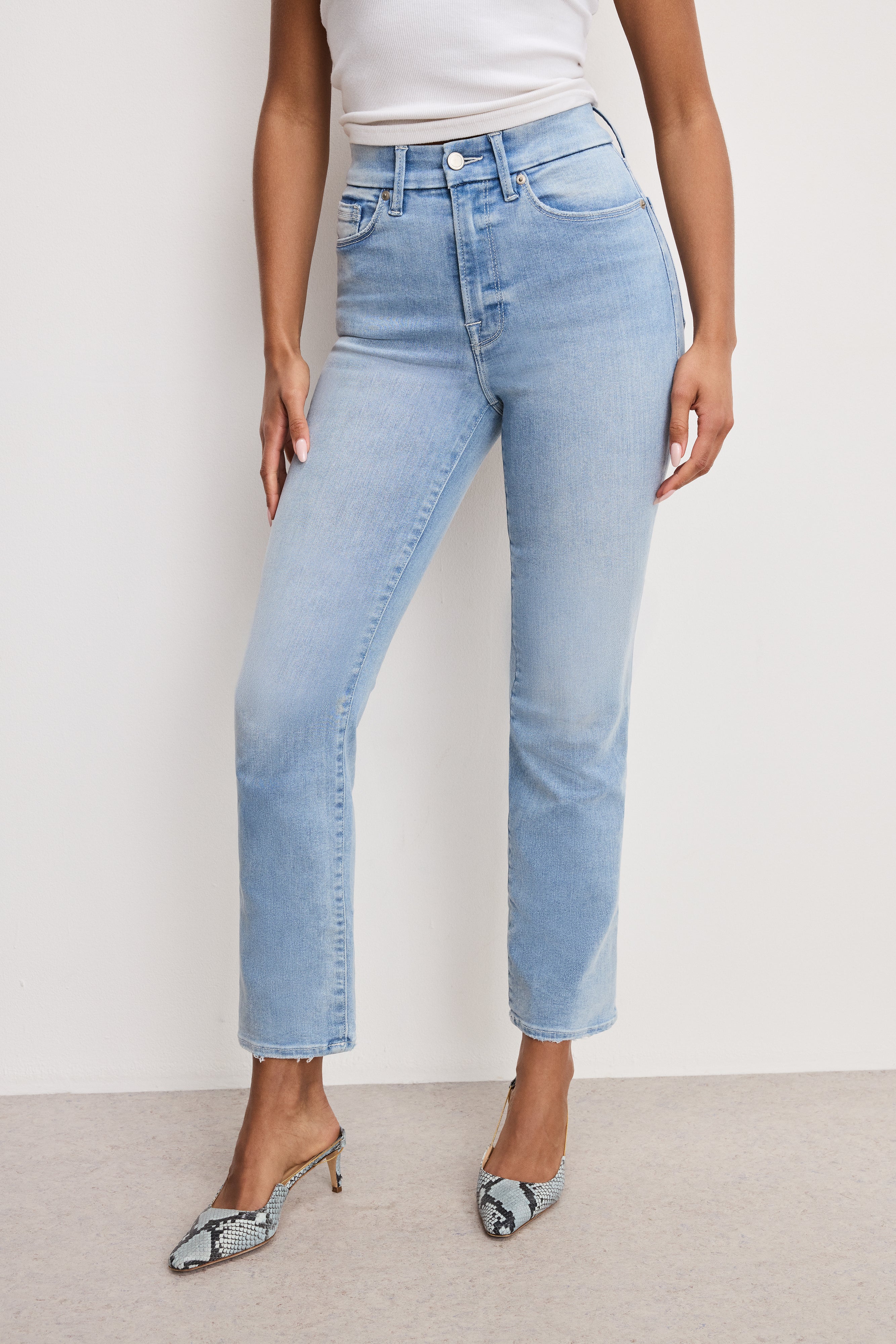 Image of ALWAYS FITS GOOD LEGS STRAIGHT JEANS | INDIGO948