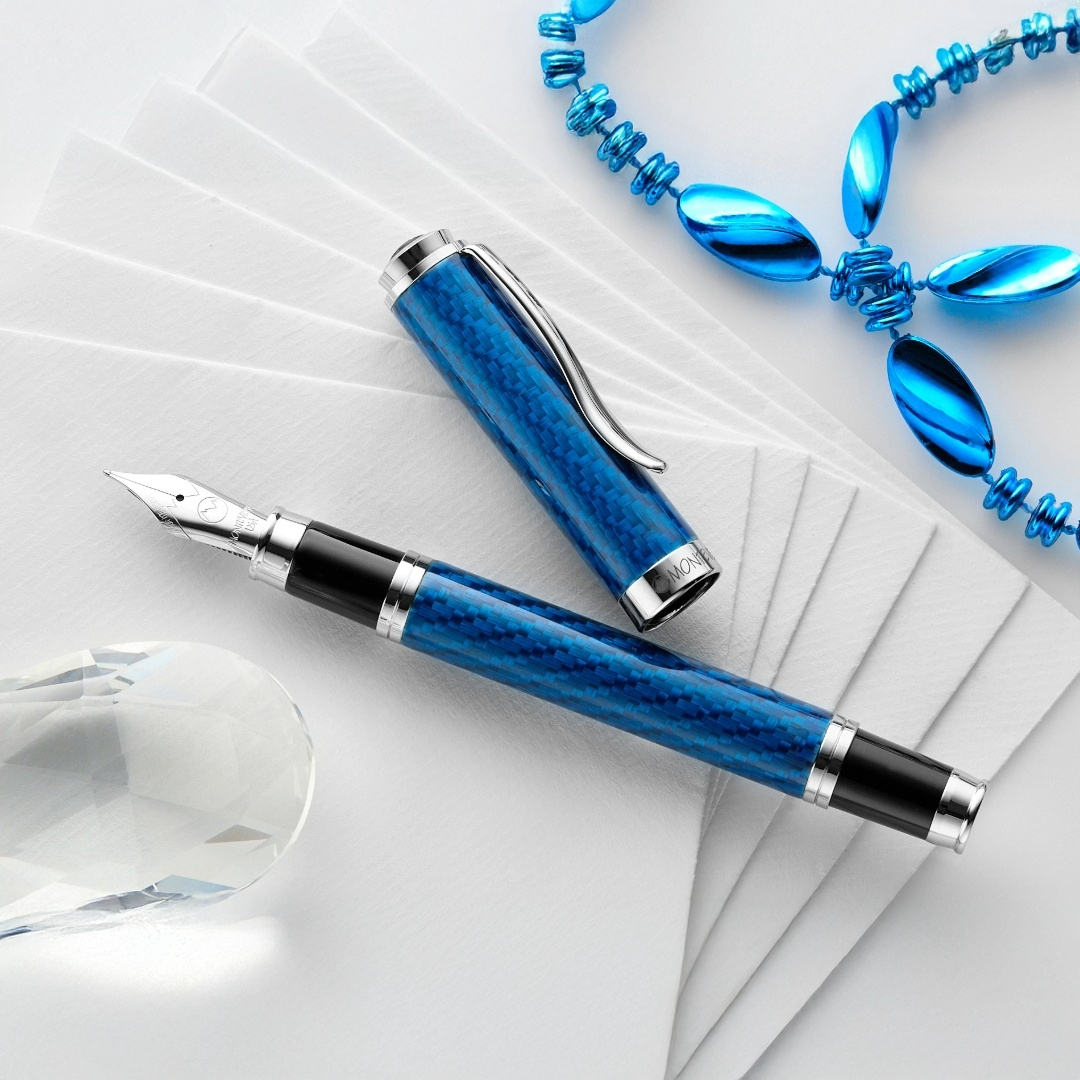 Monteverde Innova Fiberglass Fountain Pen - Sapphire (Special Edition)