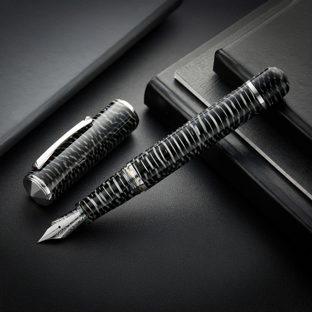 Montegrappa Celluloid Masters Arte Zebra (LE)