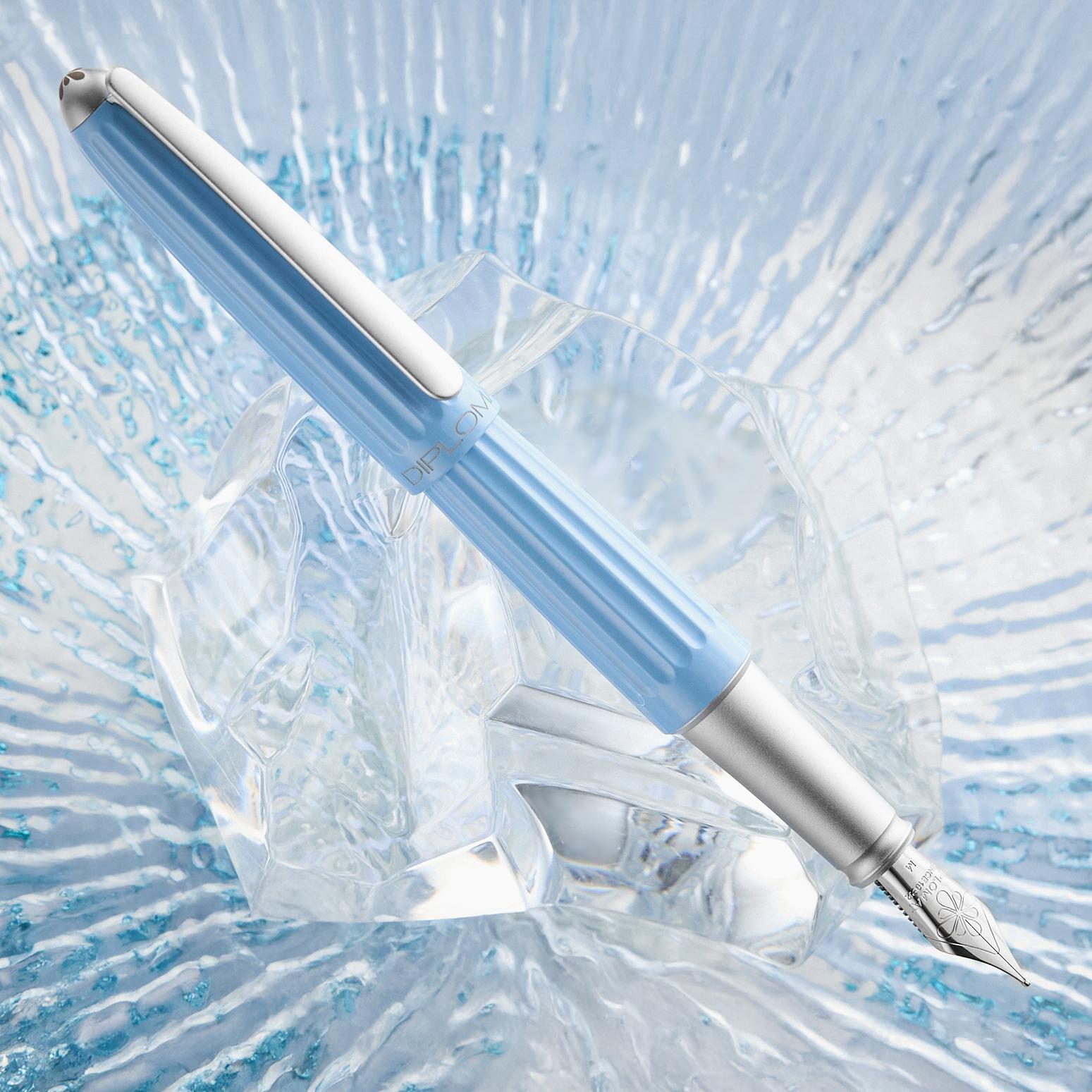 Diplomat Aero Fountain Pen - Ice Blue (Special Edition)