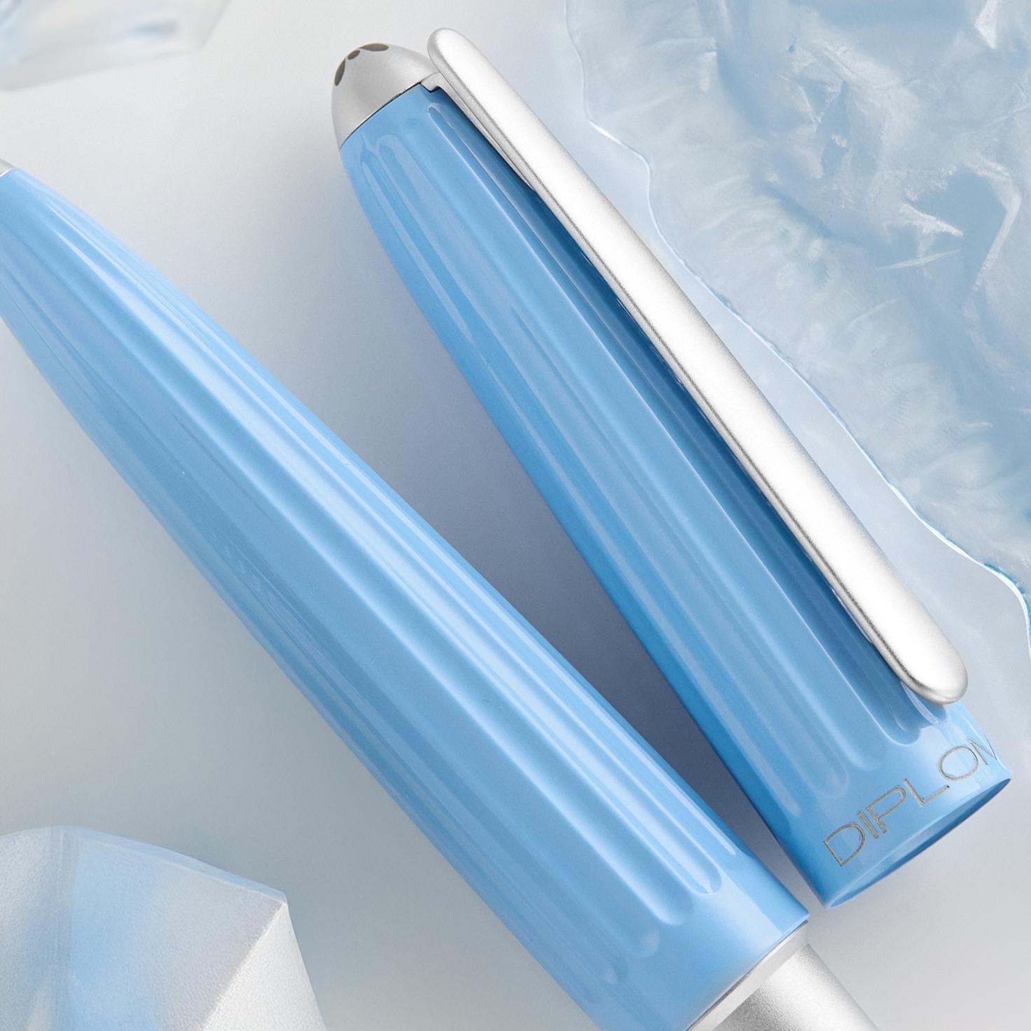 Diplomat Aero Fountain Pen - Ice Blue (Special Edition)