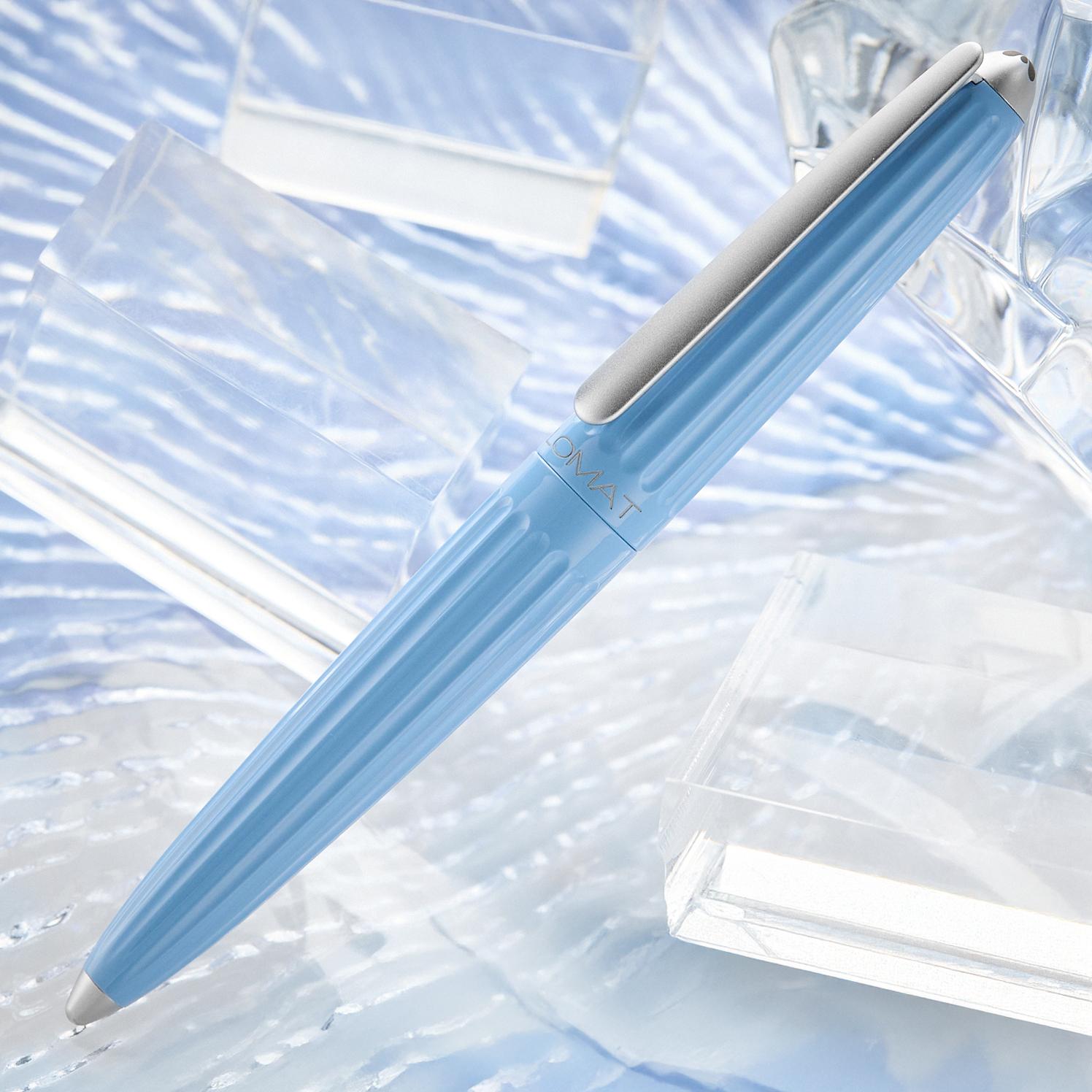 Diplomat Aero Fountain Pen - Ice Blue (Special Edition)