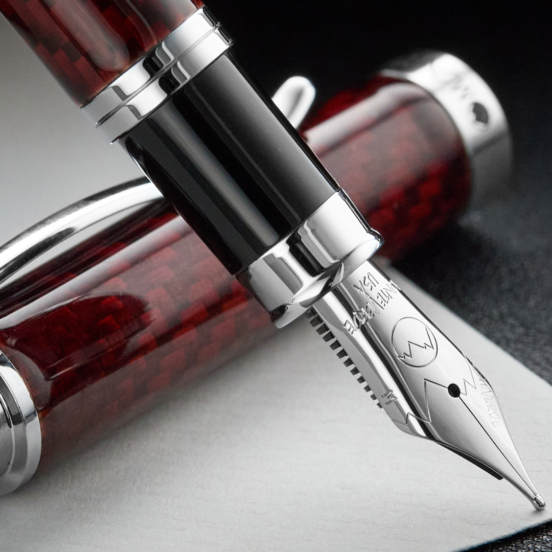 Monteverde Innova Fiberglass Fountain Pen - Garnet (Special Edition)