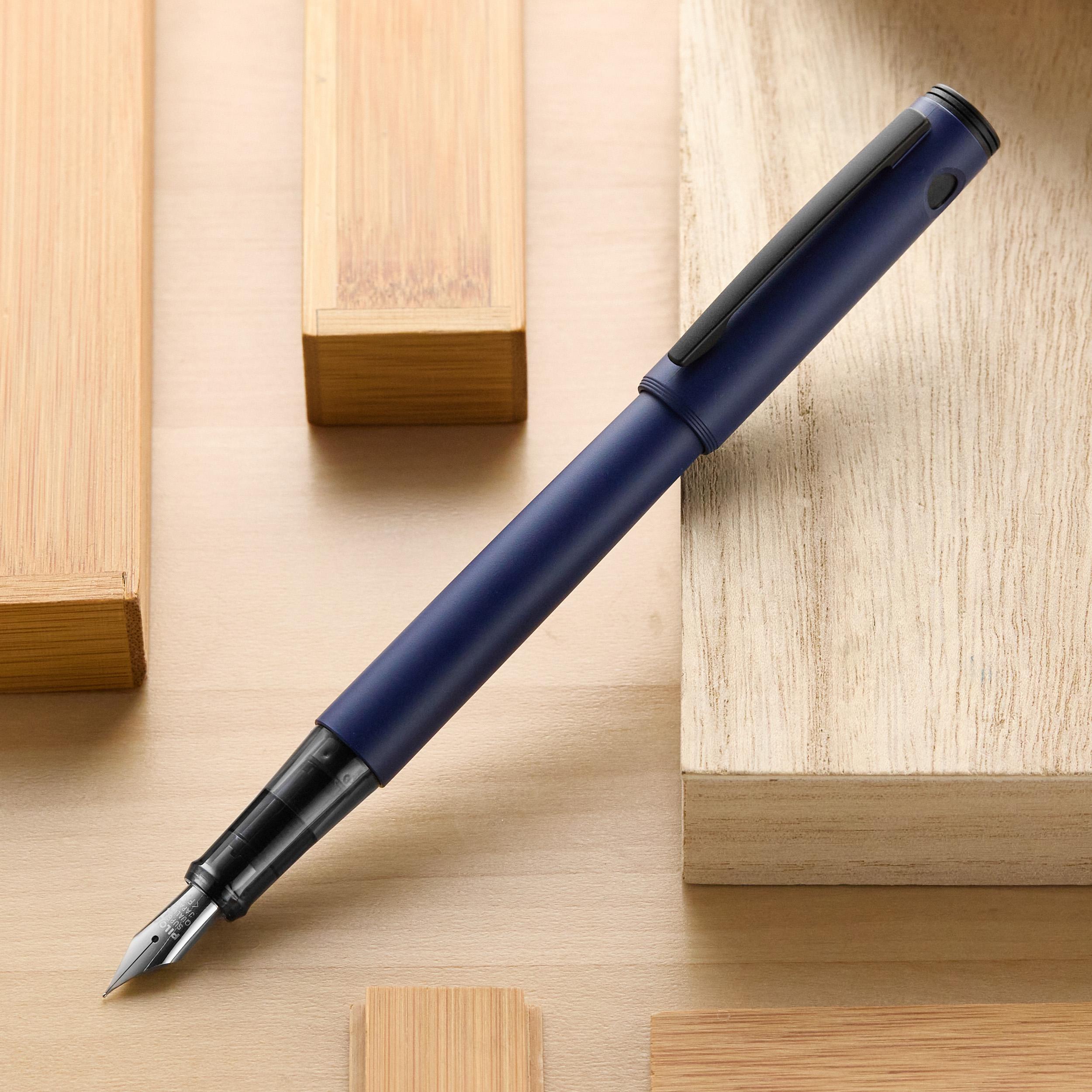 Pilot Explorer Navy Matte