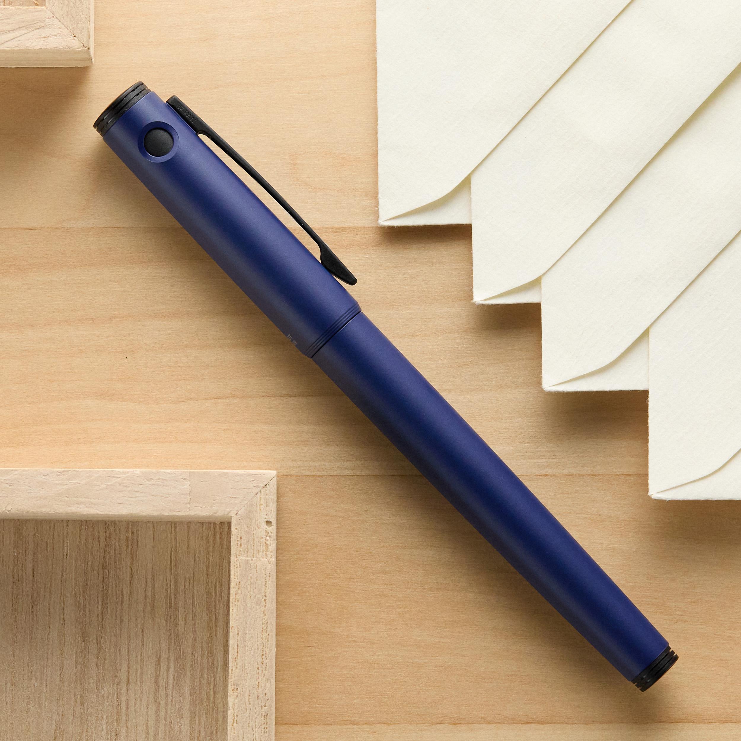 Pilot Explorer Navy Matte