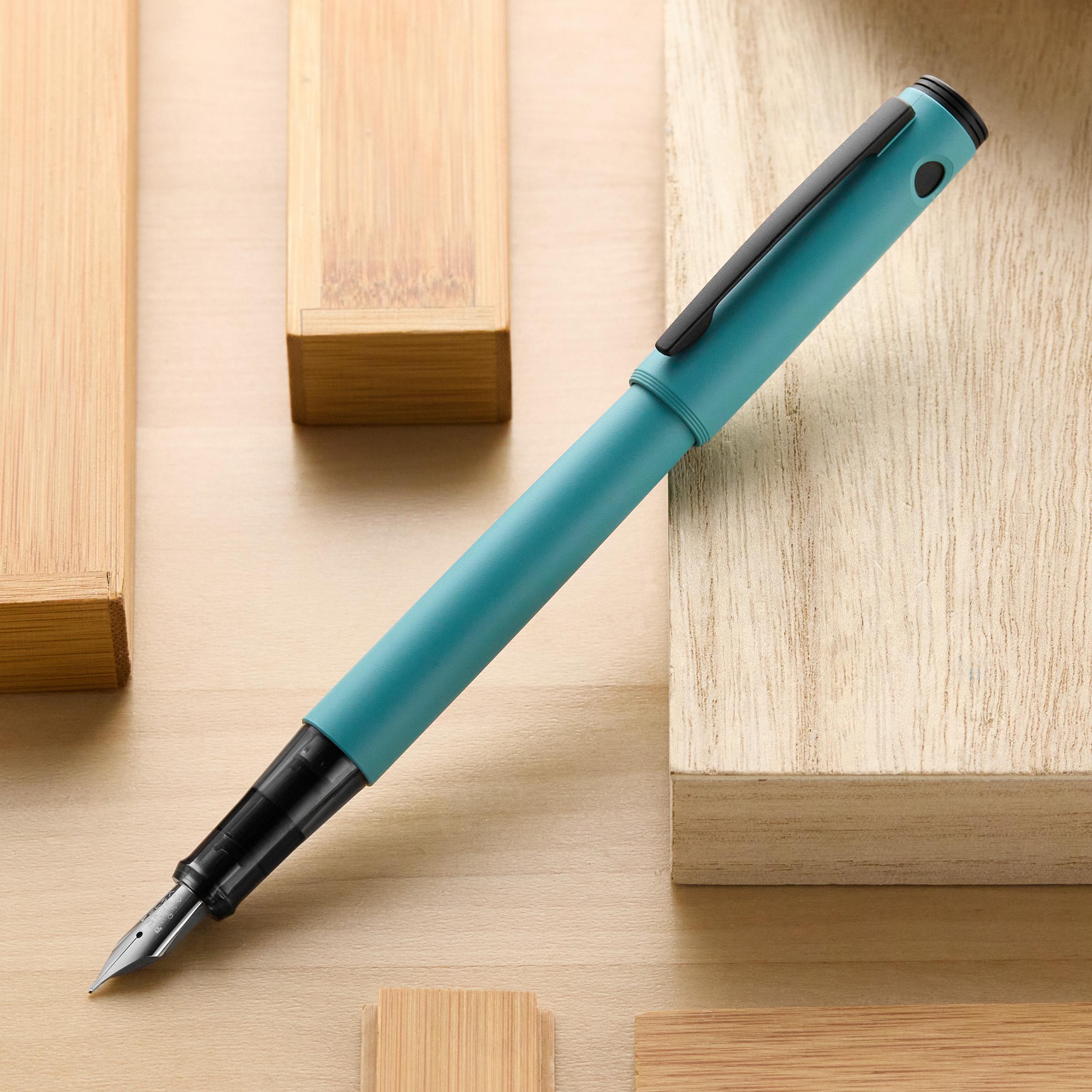 Pilot Explorer Turquoise Matte