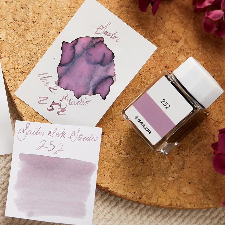 Sailor Ink Studio 252 - 20ml Bottled Ink