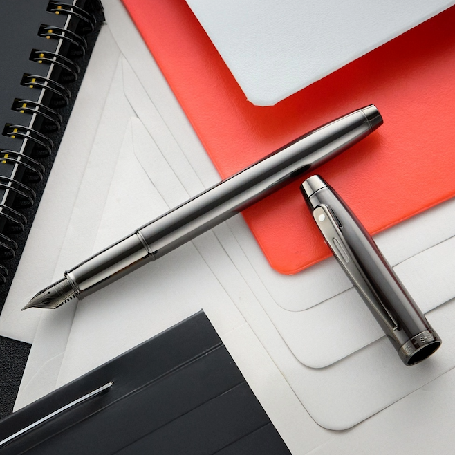 Sheaffer 100 Fountain Pen - Gunmetal