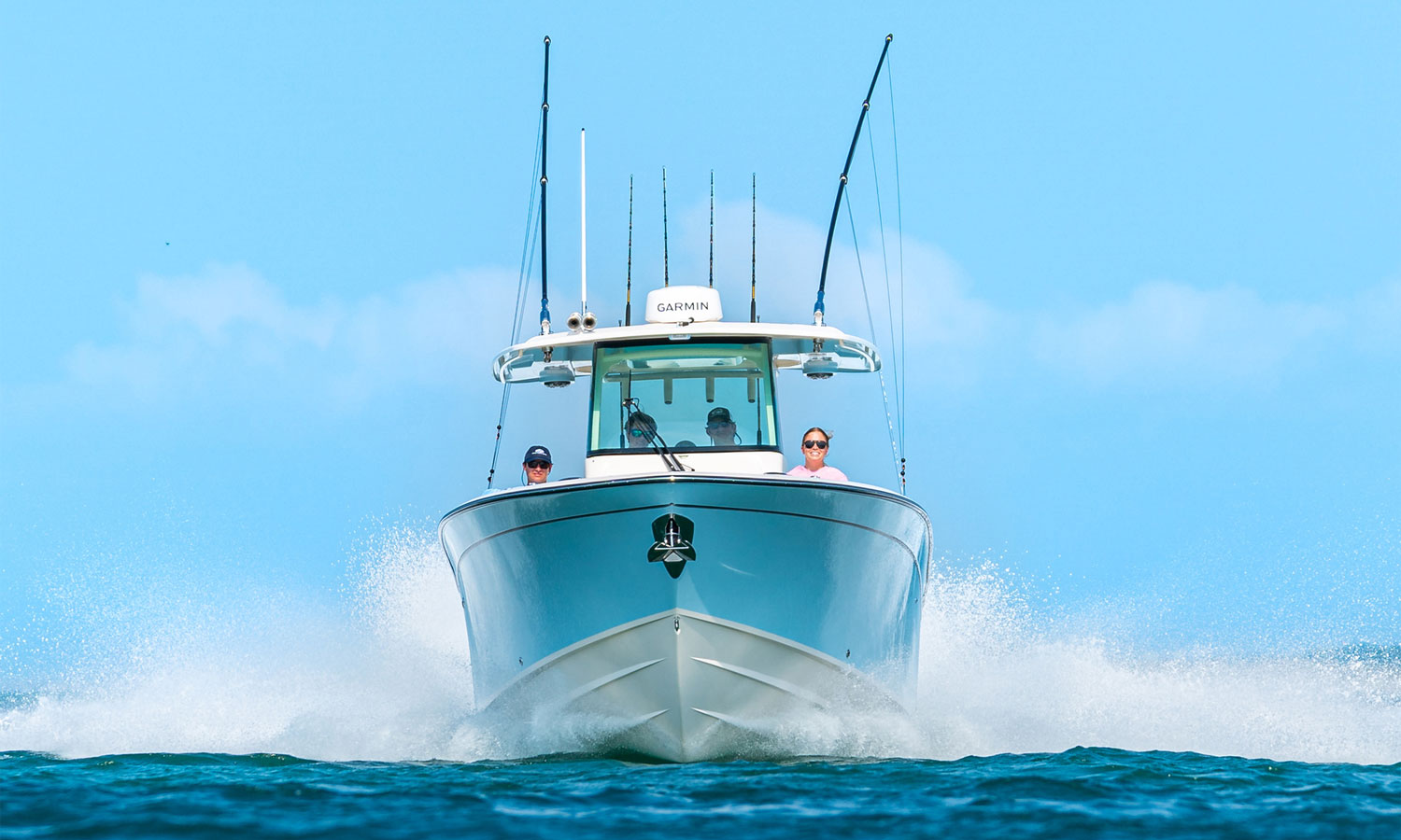Grady-White boat running bow-on