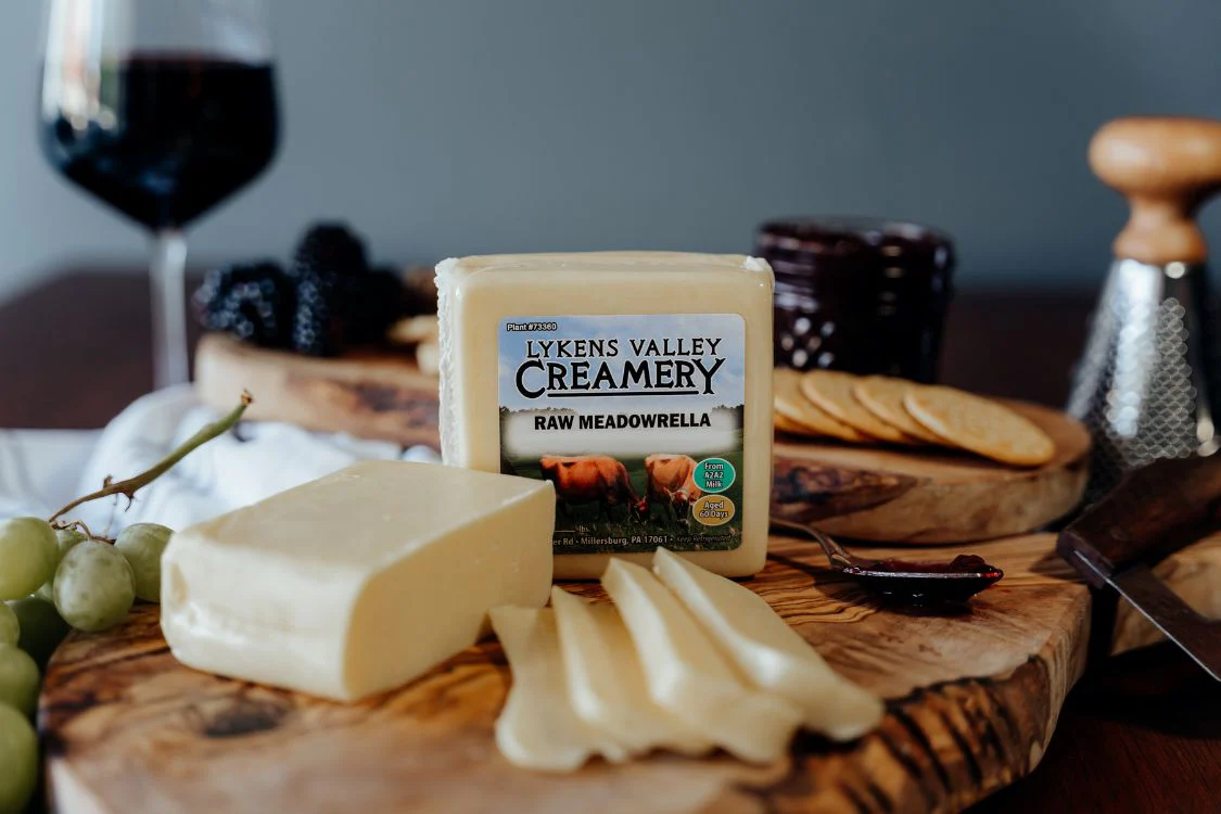 Image of Raw Grass-Fed Mozzarella Cheese - 8 oz