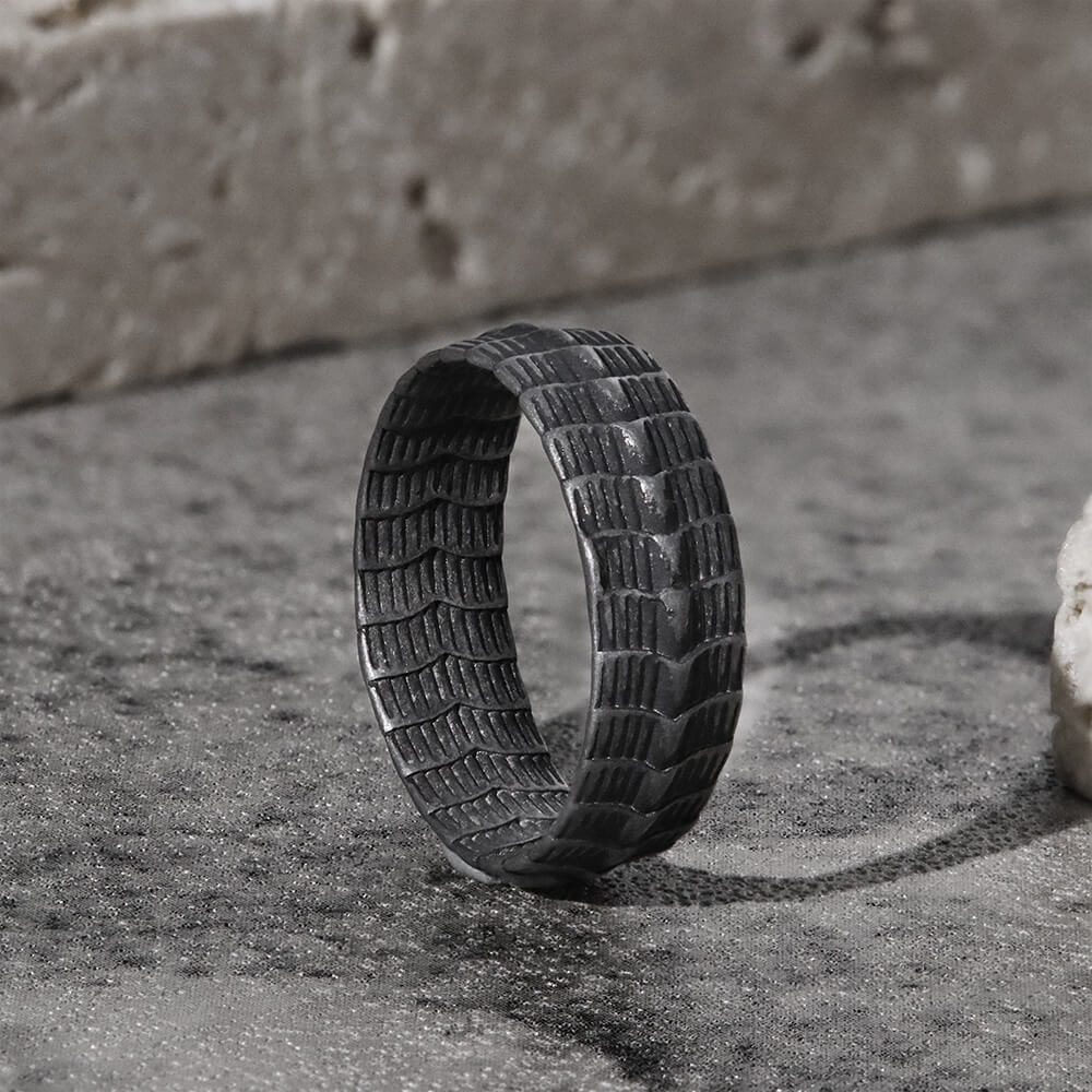 Image of Dragon Spine Stainless Steel Ring