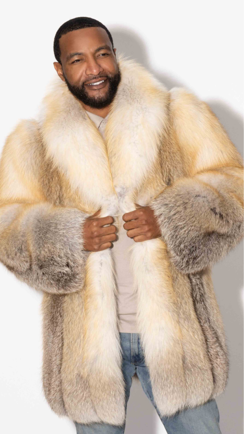Men's Custom-made Golden Island Fox Fur Stroller