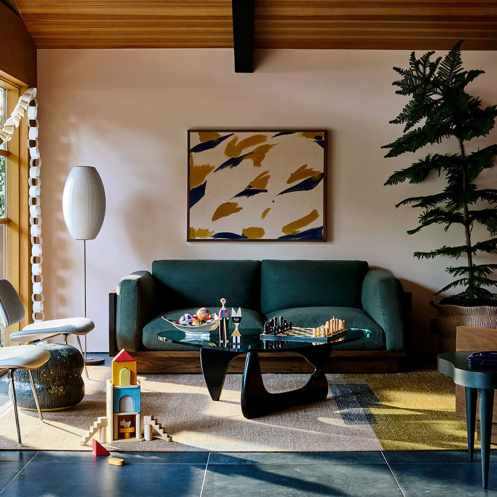 Sofas & Sectionals