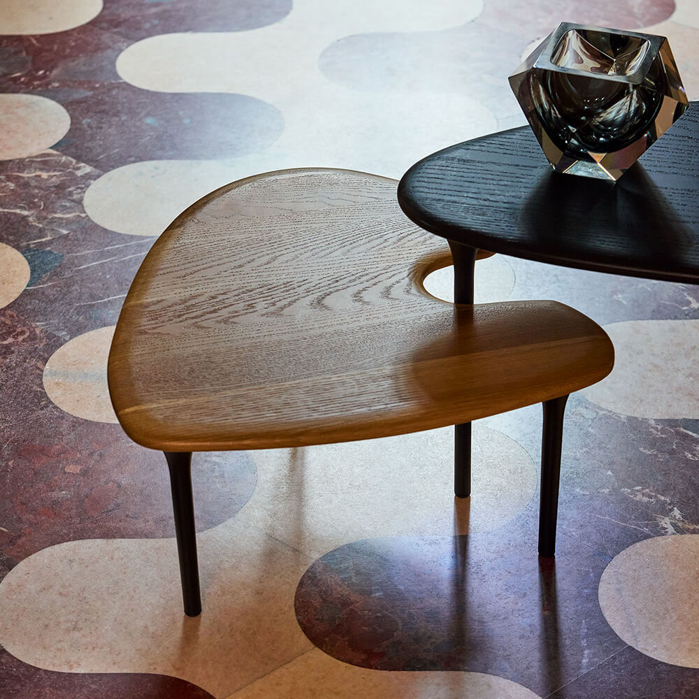 View Cyclade Table