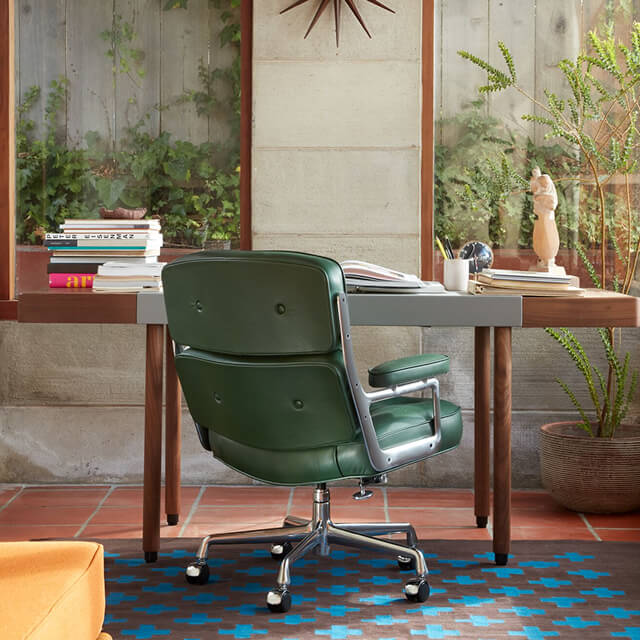 View Eames Executive Chair