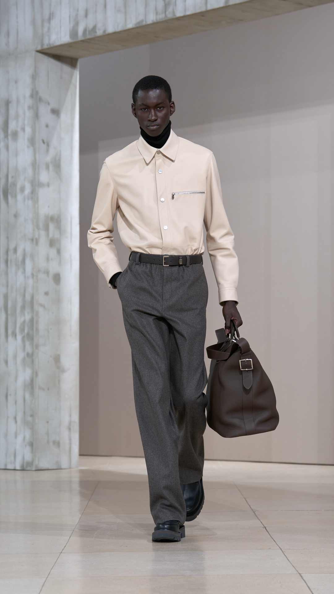 Men’s winter 2025 runway show look 1