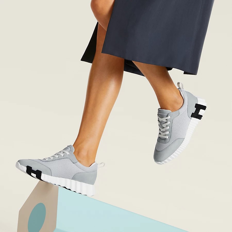BOUNCING SNEAKER