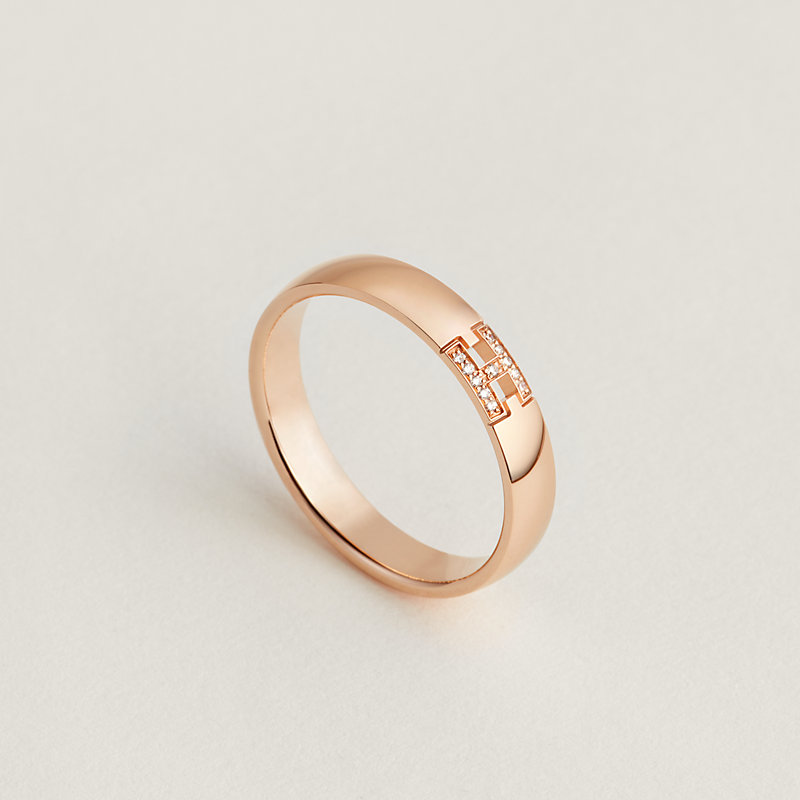 Image of the Ever Herakles wedding band