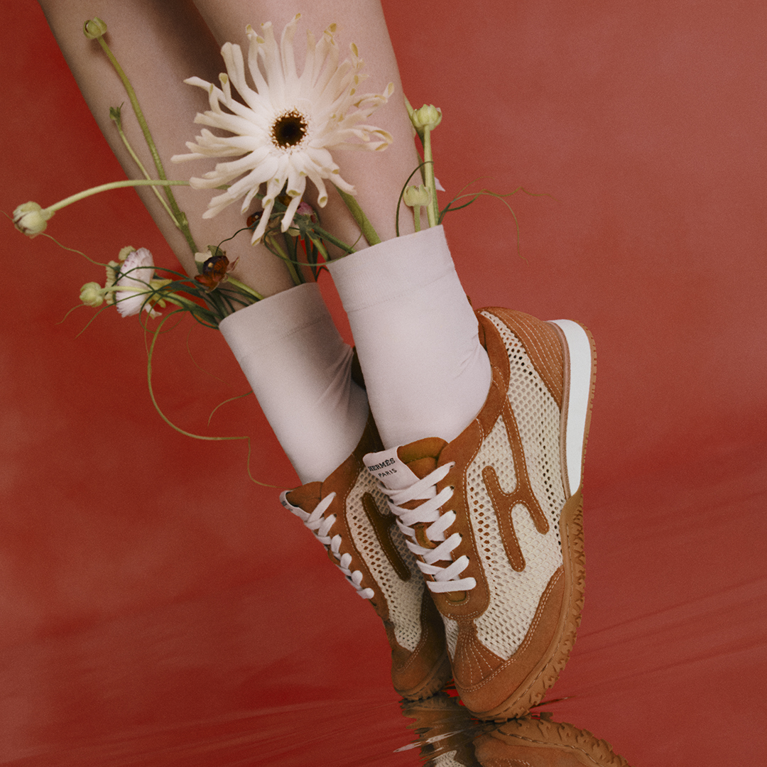 Women's shoes image