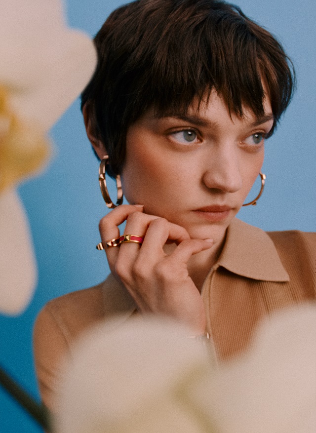 image of rings and earrings