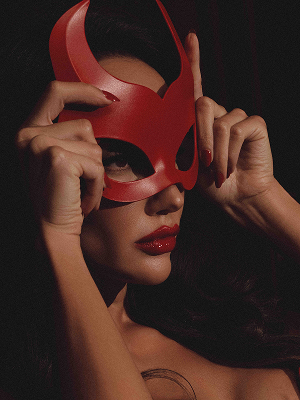 horny-mask-red