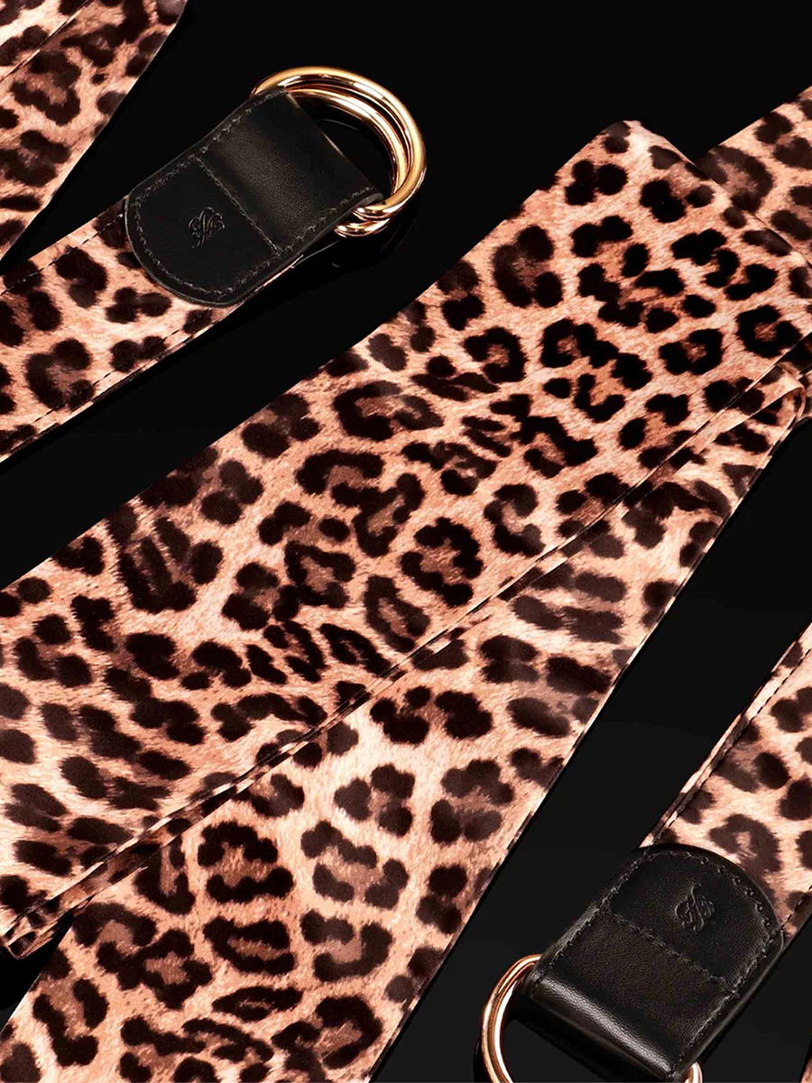 addison-blindfold-restraints-leopard addison-blindfold-restraints-leopard