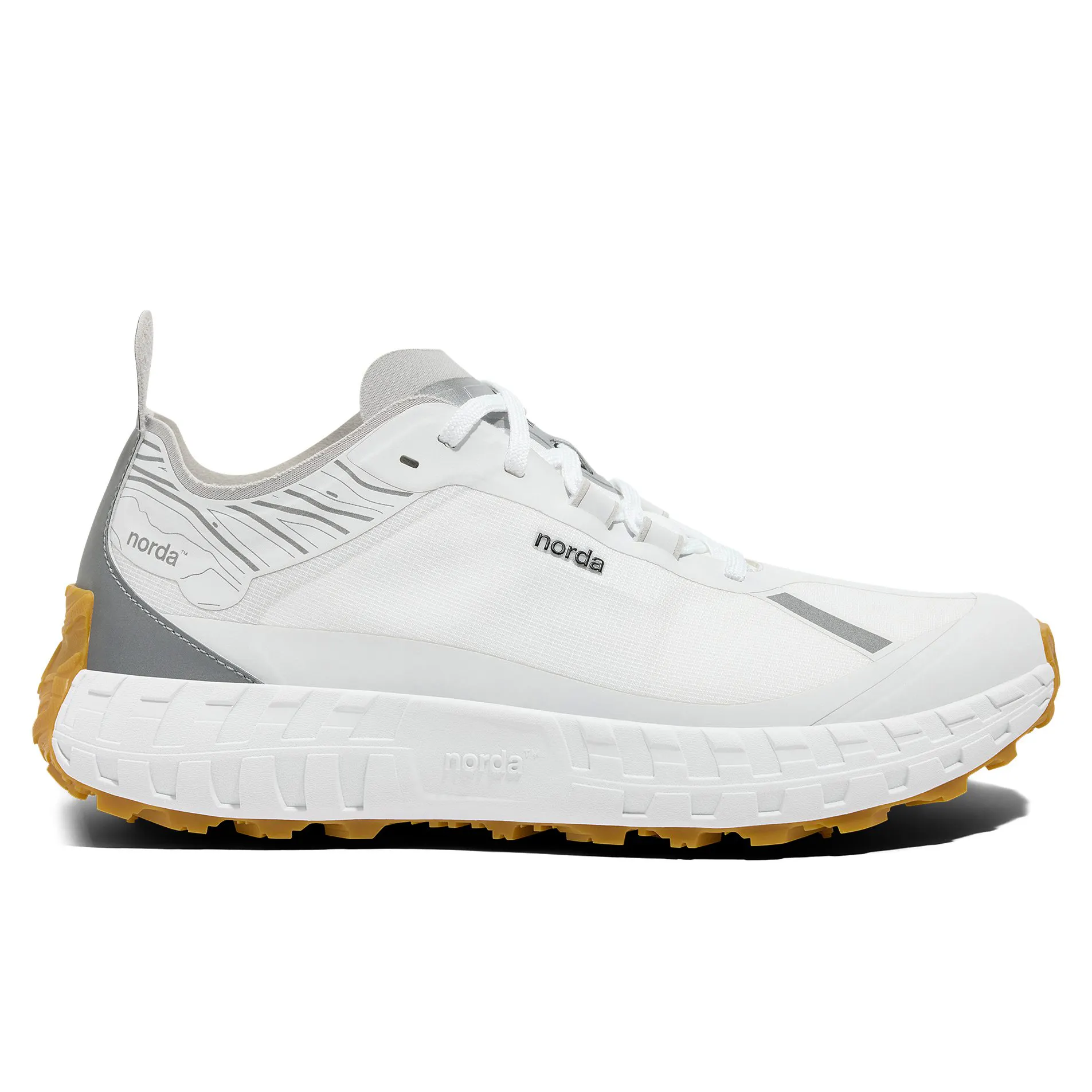 001A Trail Sneaker