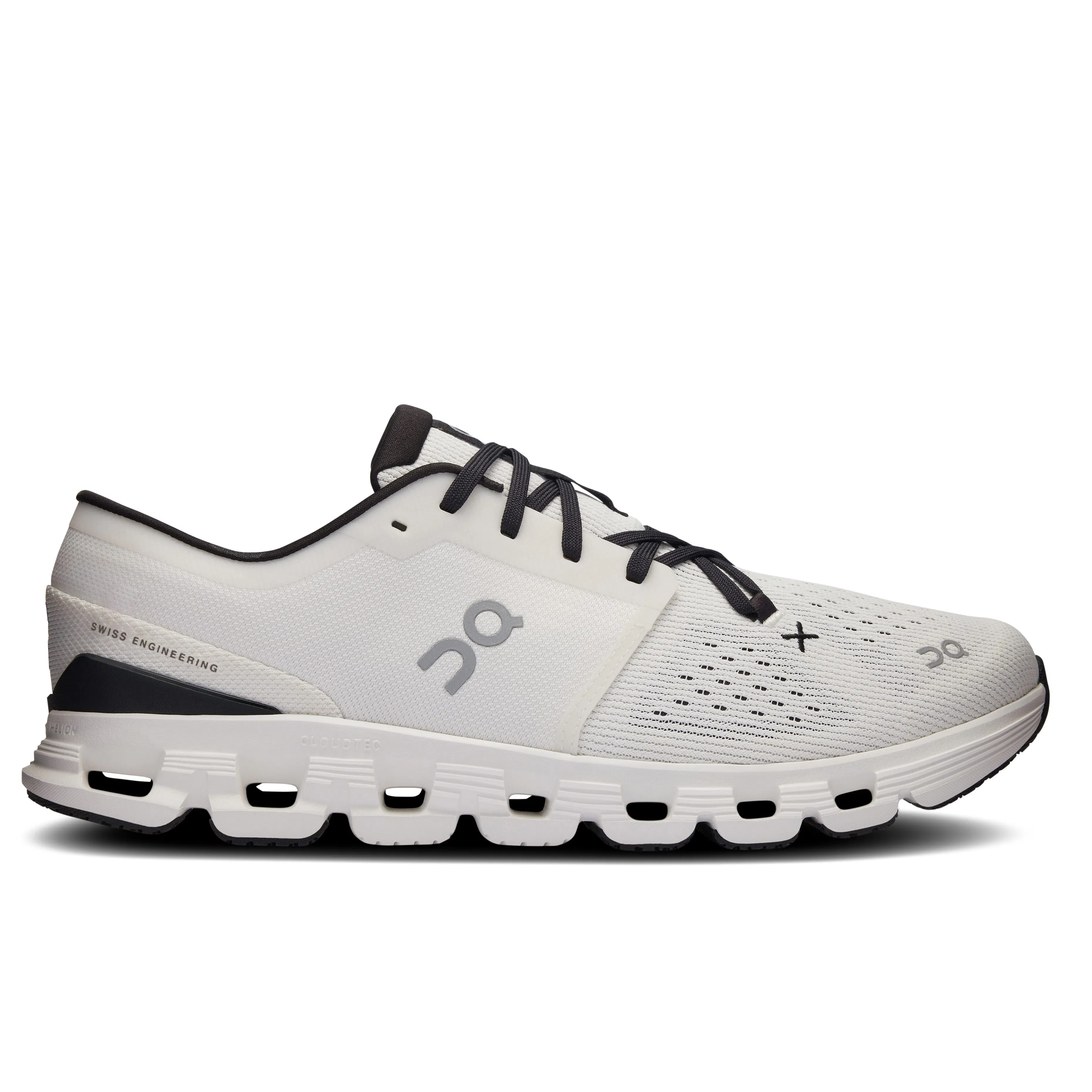 Cloud X 4 Training Sneaker