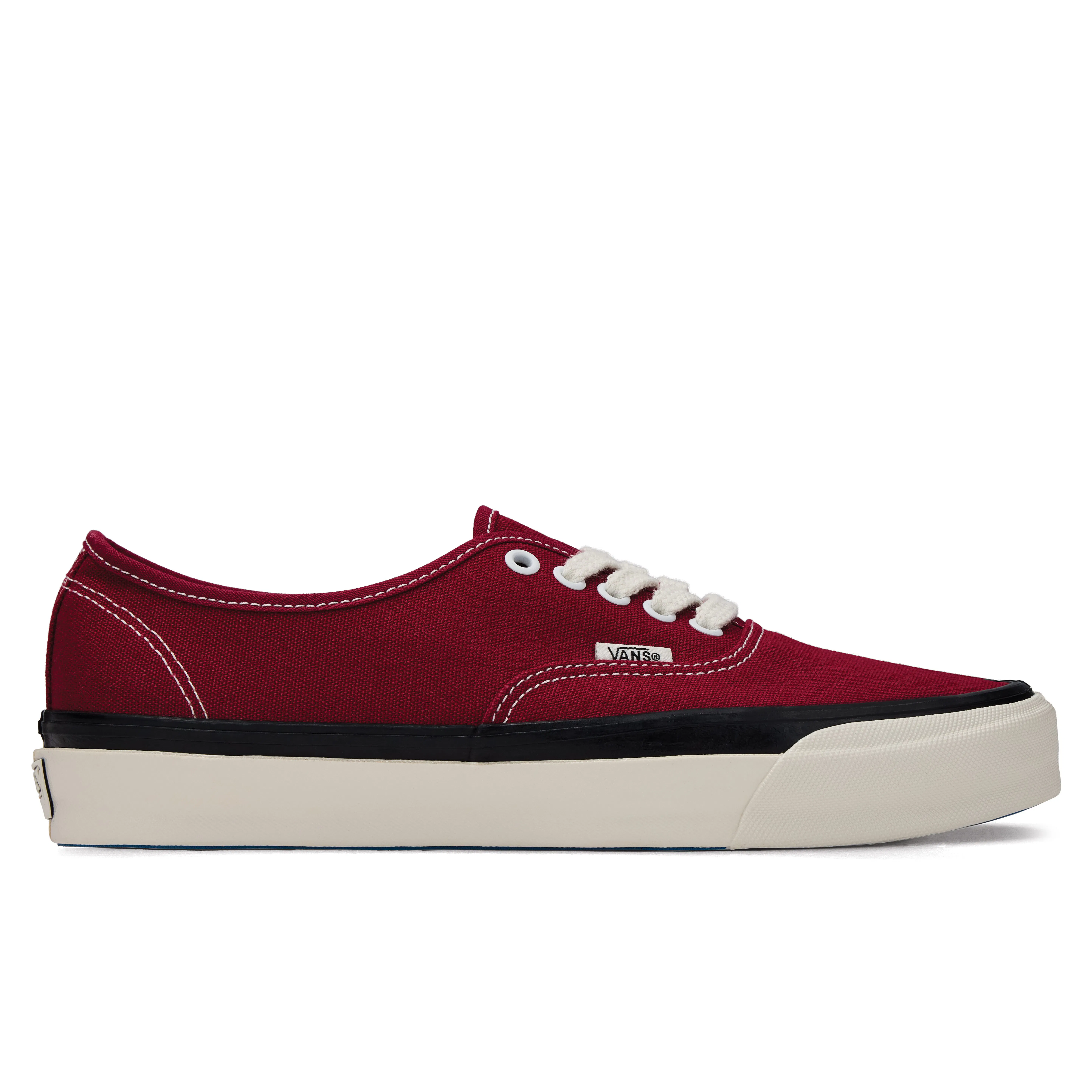 Premium Authentic Deck Sneaker