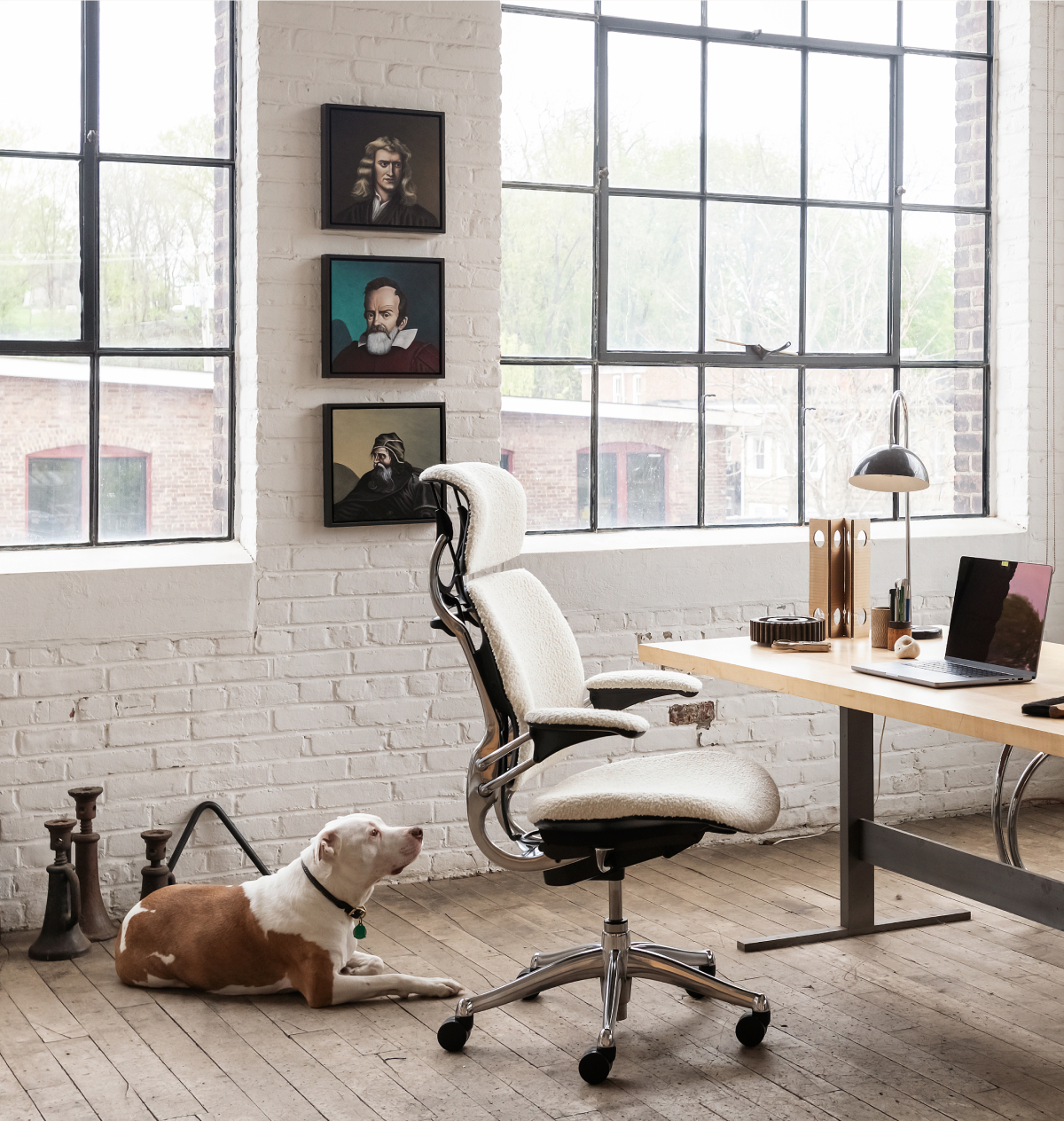 Freedom Headrest, Kvadrat Elle