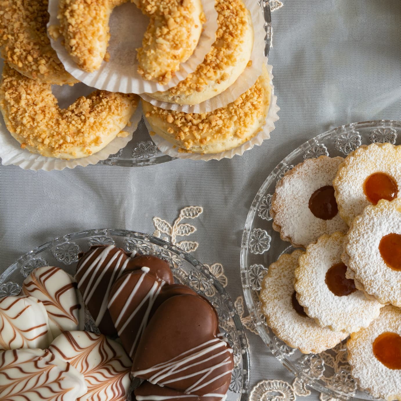 5 tips to silence your dessert stomach without leaving the table hungry