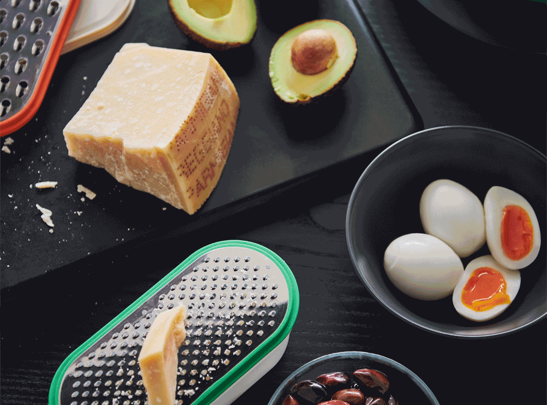 Gif of various kitchen tools. 