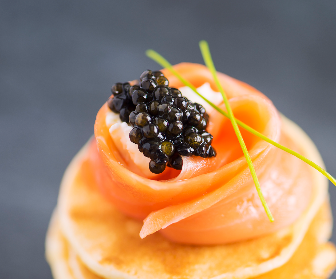 Caviar bites
