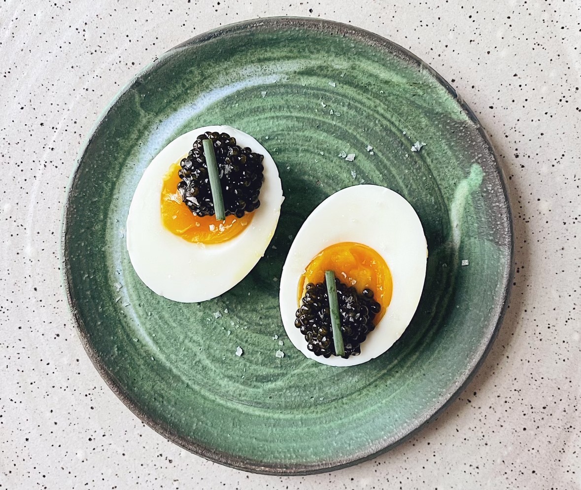 Eggs on eggs